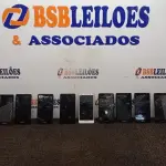 LOTE 175 - 10 CELULARES MARCA POSITIVO. (NO ESTADO) ATENÇÃO! FAZER A VISITAÇÃO ANTES DE ARREMATAR, NÃO SABEMOS SE FUNCIONA, LEILÃO NÃO TEM GARANTIA E NEM DEVOLUÇÃO, SUJEITO A POSSÍVEIS AVARIAS VISÍVEIS/OCULTAS E/OU AUSÊNCIA DE COMPONENTES