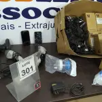 LOTE 301 - 06 FILTROS PARA RESPIRADOR DE TANQUE DE ÁGUA, 03 CELULARES MODELOS ANTIGOS MARCAS DIVERSAS E VÁRIOS LEITORES DE CÓDIGOS DE BARRA. (NO ESTADO) ATENÇÃO! FAZER A VISITAÇÃO ANTES DE ARREMATAR, NÃO SABEMOS SE FUNCIONA, LEILÃO NÃO TEM GARANTIA E NEM DEVOLUÇÃO, SUJEITO A POSSÍVEIS AVARIAS VISÍVEIS/OCULTAS E/OU AUSÊNCIA DE COMPONENTES.