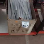 LOTE 107 - 01 LOTE COM GRANDE QUANTIDADE DE LÂMPADAS LED. (NO ESTADO) ATENÇÃO! FAZER A VISITAÇÃO ANTES DE ARREMATAR, NÃO SABEMOS SE FUNCIONA, LEILÃO NÃO TEM GARANTIA E NEM DEVOLUÇÃO, SUJEITO A POSSÍVEIS AVARIAS VISÍVEIS/OCULTAS E/OU AUSÊNCIA DE COMPONENTES.
