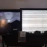 LOTE 132 - 01 TV LCD 42’’ MARCA PANASONIC E 01 TV LCD 40’’ MARCA SONY COM AVARIAS. (NO ESTADO) ATENÇÃO! FAZER A VISITAÇÃO ANTES DE ARREMATAR, NÃO SABEMOS SE FUNCIONA, LEILÃO NÃO TEM GARANTIA E NEM DEVOLUÇÃO, SUJEITO A POSSÍVEIS AVARIAS VISÍVEIS/OCULTAS E/OU AUSÊNCIA DE COMPONENTES.