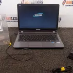 LOTE 188 - 01 NOTEBOOK COM FONTE MARCA SAMSUNG. (NO ESTADO) ATENÇÃO! FAZER A VISITAÇÃO ANTES DE ARREMATAR, NÃO SABEMOS SE FUNCIONA, LEILÃO NÃO TEM GARANTIA E NEM DEVOLUÇÃO, SUJEITO A POSSÍVEIS AVARIAS VISÍVEIS/OCULTAS E/OU AUSÊNCIA DE COMPONENTES