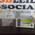LOTE 317 - 01 APARELHO DE ELETROFORESE. (NO ESTADO) ATENÇÃO! FAZER A VISITAÇÃO ANTES DE ARREMATAR, NÃO SABEMOS SE FUNCIONA, LEILÃO NÃO TEM GARANTIA E NEM DEVOLUÇÃO, SUJEITO A POSSÍVEIS AVARIAS VISÍVEIS/OCULTAS E/OU AUSÊNCIA DE COMPONENTES.