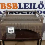 LOTE 108 - 01 MESINHA DE CENTRO DE JARDIM. (NO ESTADO EM QUE SE ENCONTRA. SUJEITO A AVARIAS OCULTAS/VISÍVEIS.) AV9405L