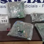 LOTE 332 - 05 PLACAS MÃE. (NO ESTADO) ATENÇÃO! FAZER A VISITAÇÃO ANTES DE ARREMATAR, NÃO SABEMOS SE FUNCIONA, LEILÃO NÃO TEM GARANTIA E NEM DEVOLUÇÃO, SUJEITO A POSSÍVEIS AVARIAS VISÍVEIS/OCULTAS E/OU AUSÊNCIA DE COMPONENTES.