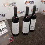LOTE 350 - 03 GARRAFAS DE VINHO TINTO VALA REAL PORTUGUÊS SAFRA 2019 750ML. (NO ESTADO) ATENÇÃO! FAZER A VISITAÇÃO ANTES DE ARREMATAR, NÃO SABEMOS SE FUNCIONA, LEILÃO NÃO TEM GARANTIA E NEM DEVOLUÇÃO, SUJEITO A POSSÍVEIS AVARIAS VISÍVEIS/OCULTAS E/OU AUSÊNCIA DE COMPONENTES.