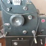 LOTE 490 - 01 MÁQUINA IMPRESSORA OFFSET. (NO ESTADO) ATENÇÃO! FAZER A VISITAÇÃO ANTES DE ARREMATAR, NÃO SABEMOS SE FUNCIONA, LEILÃO NÃO TEM GARANTIA E NEM DEVOLUÇÃO, SUJEITO A POSSÍVEIS AVARIAS VISÍVEIS/OCULTAS E/OU AUSÊNCIA DE COMPONENTES.