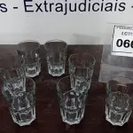 LOTE 066 - 07 COPOS DE VIDRO. (NO ESTADO EM QUE SE ENCONTRA. SUJEITO A AVARIAS OCULTAS/VISÍVEIS.)