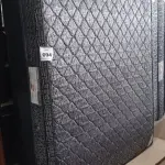 LOTE 094 - 01 COLCHÃO DE CASAL COM BASES 1,98CM X 1,58CM AU1901J/ BF8670H (NO ESTADO EM QUE SE ENCONTRA. SUJEITO A AVARIAS OCULTAS/VISÍVEIS.)