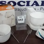 LOTE 043 - 01 BATEDEIRA PHILCO PARIS 110V. (NO ESTADO EM QUE SE ENCONTRA. SUJEITO A AVARIAS OCULTAS/VISÍVEIS.)