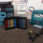 LOTE 180 - 01 KIT SERRA TICO-TICO 220V 500W + MALETA COM 14 SERRAS PARA MEDEIRA E METAL. (NO ESTADO) ATENÇÃO! FAZER A VISITAÇÃO ANTES DE ARREMATAR, NÃO SABEMOS SE FUNCIONA, LEILÃO NÃO TEM GARANTIA E NEM DEVOLUÇÃO, SUJEITO A POSSÍVEIS AVARIAS VISÍVEIS/OCULTAS E/OU AUSÊNCIA DE COMPONENTES.