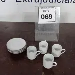 LOTE 069 - 04 XÍCARAS COM 04 PIRES. (NO ESTADO EM QUE SE ENCONTRA. SUJEITO A AVARIAS OCULTAS/VISÍVEIS.)