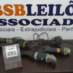 LOTE 253 - 04 LIXADEIRAS. (NO ESTADO) ATENÇÃO! FAZER A VISITAÇÃO ANTES DE ARREMATAR, NÃO SABEMOS SE FUNCIONA, LEILÃO NÃO TEM GARANTIA E NEM DEVOLUÇÃO, SUJEITO A POSSÍVEIS AVARIAS VISÍVEIS/OCULTAS E/OU AUSÊNCIA DE COMPONENTES