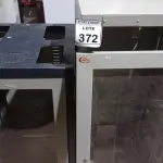 LOTE 372 - 02 RACKS DE FERRO COM PORTA DE ACRÍLICO. (NO ESTADO) ATENÇÃO! FAZER A VISITAÇÃO ANTES DE ARREMATAR, NÃO SABEMOS SE FUNCIONA, LEILÃO NÃO TEM GARANTIA E NEM DEVOLUÇÃO, SUJEITO A POSSÍVEIS AVARIAS VISÍVEIS/OCULTAS E/OU AUSÊNCIA DE COMPONENTES.