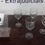 LOTE 076 - 04 TAÇAS EM VIDRO. (NO ESTADO EM QUE SE ENCONTRA. SUJEITO A AVARIAS OCULTAS/VISÍVEIS.)