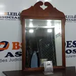 LOTE 096 - 01 ESPELHO. (NO ESTADO EM QUE SE ENCONTRA. SUJEITO A AVARIAS OCULTAS/VISÍVEIS.) AV9864P
