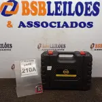 LOTE 210 - 01 PARAFUSADEIRA 36V DUAS BATERIAS COM MALETA E BITS. (NO ESTADO) ATENÇÃO! FAZER A VISITAÇÃO ANTES DE ARREMATAR, NÃO SABEMOS SE FUNCIONA, LEILÃO NÃO TEM GARANTIA E NEM DEVOLUÇÃO, SUJEITO A POSSÍVEIS AVARIAS VISÍVEIS/OCULTAS E/OU AUSÊNCIA DE COMPONENTES.