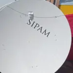 LOTE 488 - 02 ANTENAS PARABÓLICAS COM BASE. (NO ESTADO) ATENÇÃO! FAZER A VISITAÇÃO ANTES DE ARREMATAR, NÃO SABEMOS SE FUNCIONA, LEILÃO NÃO TEM GARANTIA E NEM DEVOLUÇÃO, SUJEITO A POSSÍVEIS AVARIAS VISÍVEIS/OCULTAS E/OU AUSÊNCIA DE COMPONENTES.
