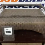 LOTE 108 - 01 MESINHA DE CENTRO DE JARDIM. (NO ESTADO EM QUE SE ENCONTRA. SUJEITO A AVARIAS OCULTAS/VISÍVEIS.) AV9405L