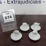 LOTE 074 - 04 XÍCARAS COM 04 PIRES. (NO ESTADO EM QUE SE ENCONTRA. SUJEITO A AVARIAS OCULTAS/VISÍVEIS.)