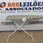 LOTE 159 - 01 TÁBUA DE PASSAR ROUPAS. (NO ESTADO EM QUE SE ENCONTRA. SUJEITO A AVARIAS OCULTAS/VISÍVEIS.)
