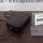 LOTE 009 - 01 NOBREAK BACK APC ES-550. (NO ESTADO EM QUE SE ENCONTRA. SUJEITO A AVARIAS OCULTAS/VISÍVEIS.) BE550G