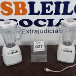 LOTE 027 - 02 LIQUIDIFICADORES OSTERIZER 110V. (NO ESTADO EM QUE SE ENCONTRA. SUJEITO A AVARIAS OCULTAS/VISÍVEIS.)