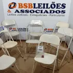 LOTE 396 - 08 CADEIRAS DE FERRO DOBRÁVEL. (NO ESTADO) ATENÇÃO! FAZER A VISITAÇÃO ANTES DE ARREMATAR, NÃO SABEMOS SE FUNCIONA. LEILÃO NÃO TEM GARANTIA E NEM DEVOLUÇÃO, SUJEITO A POSSÍVEIS AVARIAS VISÍVEIS/OCULTAS E/OU AUSÊNCIA DE COMPONENTES.