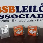 LOTE 021 - 02 BATEDEIRAS EASY MIX 110V. (NO ESTADO EM QUE SE ENCONTRA. SUJEITO A AVARIAS OCULTAS/VISÍVEIS.)