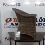 LOTE 110 - 01 CADEIRA DE JARDIM. (NO ESTADO EM QUE SE ENCONTRA. SUJEITO A AVARIAS OCULTAS/VISÍVEIS.) AV9405U