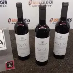LOTE 300 - 03 GARRAFAS DE VINHO TINTO VALA REAL PORTUGUÊS SAFRA 2019 750ML. (NO ESTADO) ATENÇÃO! FAZER A VISITAÇÃO ANTES DE ARREMATAR, NÃO SABEMOS SE FUNCIONA, LEILÃO NÃO TEM GARANTIA E NEM DEVOLUÇÃO, SUJEITO A POSSÍVEIS AVARIAS VISÍVEIS/OCULTAS E/OU AUSÊNCIA DE COMPONENTES.