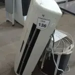 LOTE 136 - 01 AR CONDICIONADO SPRINGER 18.000BTUS. (NO ESTADO EM QUE SE ENCONTRA. SUJEITO A AVARIAS OCULTAS/VISÍVEIS.) BF8498R