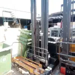 LOTE 499 - 01 EMPILHADEIRA ELÉTRICA. (NO ESTADO) ATENÇÃO! FAZER A VISITAÇÃO ANTES DE ARREMATAR, NÃO SABEMOS SE FUNCIONA. LEILÃO NÃO TEM GARANTIA E NEM DEVOLUÇÃO, SUJEITO A POSSÍVEIS AVARIAS VISÍVEIS/OCULTAS E/OU AUSÊNCIA DE COMPONENTES.