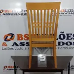 LOTE 026 - 01 CADEIRA DE COZINHA. (NO ESTADO EM QUE SE ENCONTRA. SUJEITO A AVARIAS OCULTAS/VISÍVEIS.) BF8696U
