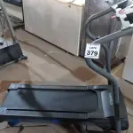 LOTE 379 - 01 ESTEIRA ERGOMÉTRICA MARCA WESLO. (NO ESTADO) ATENÇÃO! FAZER A VISITAÇÃO ANTES DE ARREMATAR, NÃO SABEMOS SE FUNCIONA, LEILÃO NÃO TEM GARANTIA E NEM DEVOLUÇÃO, SUJEITO A POSSÍVEIS AVARIAS VISÍVEIS/OCULTAS E/OU AUSÊNCIA DE COMPONENTES.