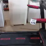 LOTE 378 - 01 ESTEIRA ERGOMÉTRICA GENIS. (NO ESTADO) ATENÇÃO! FAZER A VISITAÇÃO ANTES DE ARREMATAR, NÃO SABEMOS SE FUNCIONA, LEILÃO NÃO TEM GARANTIA E NEM DEVOLUÇÃO, SUJEITO A POSSÍVEIS AVARIAS VISÍVEIS/OCULTAS E/OU AUSÊNCIA DE COMPONENTES.