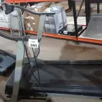 LOTE 380 - 01 ESTEIRA ERGOMÉTRICA MARCA REEBOK. (NO ESTADO) ATENÇÃO! FAZER A VISITAÇÃO ANTES DE ARREMATAR, NÃO SABEMOS SE FUNCIONA, LEILÃO NÃO TEM GARANTIA E NEM DEVOLUÇÃO, SUJEITO A POSSÍVEIS AVARIAS VISÍVEIS/OCULTAS E/OU AUSÊNCIA DE COMPONENTES.