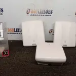 LOTE 044 - 03 ACCESS POINT MARCA HP. (NO ESTADO) ATENÇÃO! FAZER A VISITAÇÃO ANTES DE ARREMATAR, NÃO SABEMOS SE FUNCIONA, LEILÃO NÃO TEM GARANTIA E NEM DEVOLUÇÃO, SUJEITO A POSSÍVEIS AVARIAS VISÍVEIS/OCULTAS E/OU AUSÊNCIA DE COMPONENTES.