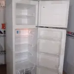 LOTE 036 - 01 GELADEIRA DUPLEX 294L CYCLE DEFROST BRANCA MIDEA - 220 VOLTS (NO ESTADO, NÃO SABEMOS SE FUNCIONA. LEILÃO NÃO TEM GARANTIA E NEM DEVOLUÇÃO, SUJEITO A POSSÍVEIS AVARIAS VISÍVEIS/OCULTAS E/OU AUSÊNCIA DE COMPONENTES)