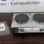 LOTE 213 - 01 FOGÃO ELÉTRICO TOPÁZIO 2 BOCAS 220V.  (NO ESTADO EM QUE SE ENCONTRA. SUJEITO A AVARIAS OCULTAS/VISÍVEIS.) BH1659L