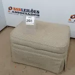 LOTE 203 - 01 PUFF. (NO ESTADO EM QUE SE ENCONTRA. SUJEITO A AVARIAS OCULTAS/VISÍVEIS.) AE7315C