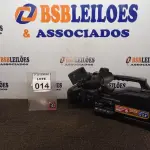 LOTE 014 - 01 FILMADORA PROFISSIONAL FULL HD 1920 X 1080 MARCA SONY. (NO ESTADO) ATENÇÃO! FAZER A VISITAÇÃO ANTES DE ARREMATAR, NÃO SABEMOS SE FUNCIONA, LEILÃO NÃO TEM GARANTIA E NEM DEVOLUÇÃO, SUJEITO A POSSÍVEIS AVARIAS VISÍVEIS/OCULTAS E/OU AUSÊNCIA DE COMPONENTES.