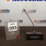 LOTE 093 - 01 MICROFONE DE MESA COM BASE. (NO ESTADO) ATENÇÃO! FAZER A VISITAÇÃO ANTES DE ARREMATAR, NÃO SABEMOS SE FUNCIONA, LEILÃO NÃO TEM GARANTIA E NEM DEVOLUÇÃO, SUJEITO A POSSÍVEIS AVARIAS VISÍVEIS/OCULTAS E/OU AUSÊNCIA DE COMPONENTES.