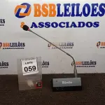 LOTE 059 - 01 MICROFONE DE MESA COM BASE. (NO ESTADO) ATENÇÃO! FAZER A VISITAÇÃO ANTES DE ARREMATAR, NÃO SABEMOS SE FUNCIONA, LEILÃO NÃO TEM GARANTIA E NEM DEVOLUÇÃO, SUJEITO A POSSÍVEIS AVARIAS VISÍVEIS/OCULTAS E/OU AUSÊNCIA DE COMPONENTES.