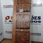 LOTE 039 - 01  PORTA DE MADEIRA 210X72CM ESPESSURA 3,5CM MSO EUCAPLAC FRISADA ELEGANCE EUCATEX (NO ESTADO, NÃO SABEMOS SE FUNCIONA. LEILÃO NÃO TEM GARANTIA E NEM DEVOLUÇÃO, SUJEITO A POSSÍVEIS AVARIAS VISÍVEIS/OCULTAS E/OU AUSÊNCIA DE COMPONENTES)