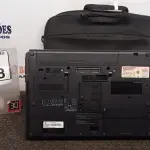 LOTE 058 - 01 NOTEBOOK MARCA HP COM BOLSA. (NO ESTADO) ATENÇÃO! FAZER A VISITAÇÃO ANTES DE ARREMATAR, NÃO SABEMOS SE FUNCIONA, LEILÃO NÃO TEM GARANTIA E NEM DEVOLUÇÃO, SUJEITO A POSSÍVEIS AVARIAS VISÍVEIS/OCULTAS E/OU AUSÊNCIA DE COMPONENTES.