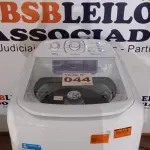 LOTE 044 - 01 LAVADORA DE ROUPAS 12KG LAC12 ELECTROLUX 110VOLTS (NO ESTADO, NÃO SABEMOS SE FUNCIONA. LEILÃO NÃO TEM GARANTIA E NEM DEVOLUÇÃO, SUJEITO A POSSÍVEIS AVARIAS VISÍVEIS/OCULTAS E/OU AUSÊNCIA DE COMPONENTES)