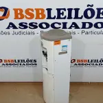 LOTE 080 - 01 BEBEDOURO DE ÁGUA ESMALTEC DE COLUNA - REFRIGERADO POR COMPRESSOR 220VOLTS (NO ESTADO, NÃO SABEMOS SE FUNCIONA. LEILÃO NÃO TEM GARANTIA E NEM DEVOLUÇÃO, SUJEITO A POSSÍVEIS AVARIAS VISÍVEIS/OCULTAS E/OU AUSÊNCIA DE COMPONENTES)