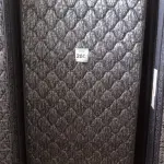 LOTE 200 - 01 COLCHÃO SOLTEIRO COM BASE 1,88CM X 0,88CM. (NO ESTADO EM QUE SE ENCONTRA. SUJEITO A AVARIAS OCULTAS/VISÍVEIS.) BJ7201J