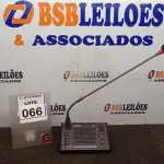 LOTE 066 - 01 MICROFONE DE MESA COM BASE. (NO ESTADO) ATENÇÃO! FAZER A VISITAÇÃO ANTES DE ARREMATAR, NÃO SABEMOS SE FUNCIONA, LEILÃO NÃO TEM GARANTIA E NEM DEVOLUÇÃO, SUJEITO A POSSÍVEIS AVARIAS VISÍVEIS/OCULTAS E/OU AUSÊNCIA DE COMPONENTES.
