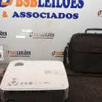 LOTE 075 - 01 PROJETOR MARCA NEC. (NO ESTADO) ATENÇÃO! FAZER A VISITAÇÃO ANTES DE ARREMATAR, NÃO SABEMOS SE FUNCIONA, LEILÃO NÃO TEM GARANTIA E NEM DEVOLUÇÃO, SUJEITO A POSSÍVEIS AVARIAS VISÍVEIS/OCULTAS E/OU AUSÊNCIA DE COMPONENTES.